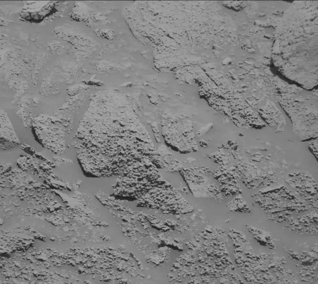 Sol 4643: Mast Camera (Mastcam)