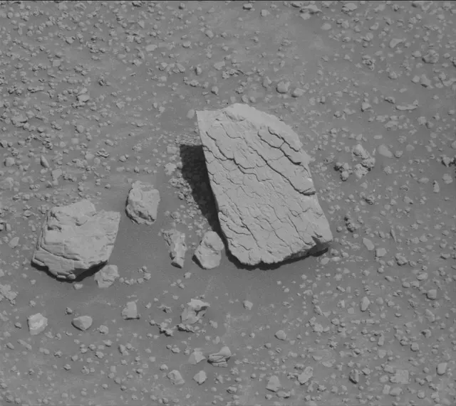 Sol 4643: Mast Camera (Mastcam)