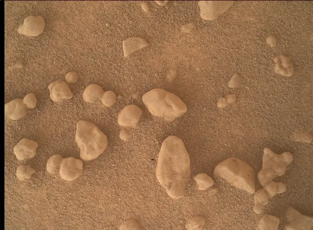 Sol 4643: Mars Hand Lens Imager (MAHLI)