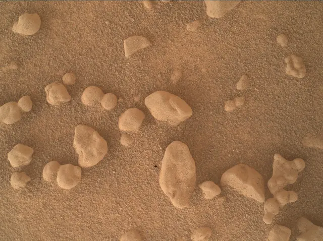 Sol 4643: Mars Hand Lens Imager (MAHLI)