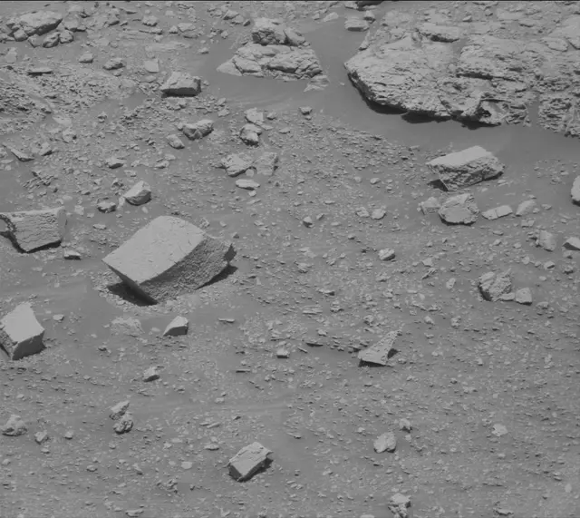 Sol 4645: Mast Camera (Mastcam)