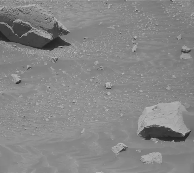 Sol 4645: Mast Camera (Mastcam)
