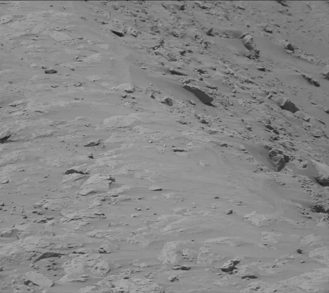 Sol 4646: Mast Camera (Mastcam)