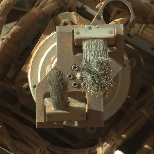 Sol 4646: Mast Camera (Mastcam)