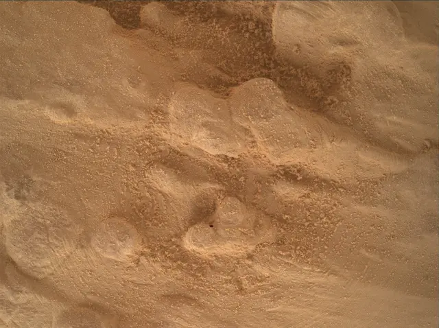 Sol 4655: Mars Hand Lens Imager (MAHLI)