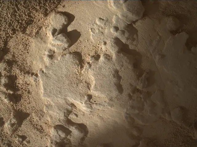 Sol 4658: Mars Hand Lens Imager (MAHLI)