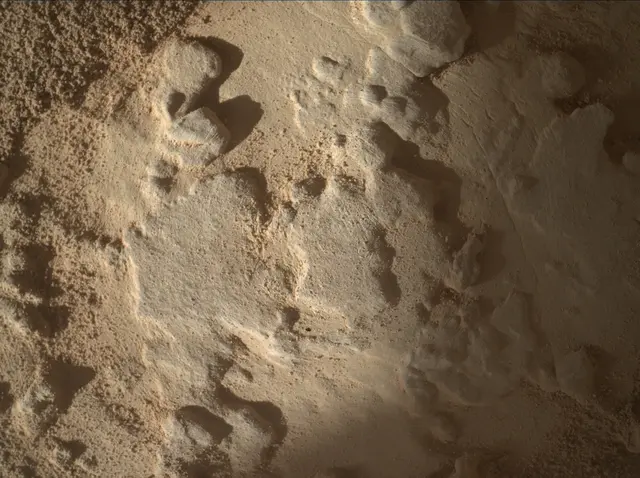 Sol 4658: Mars Hand Lens Imager (MAHLI)