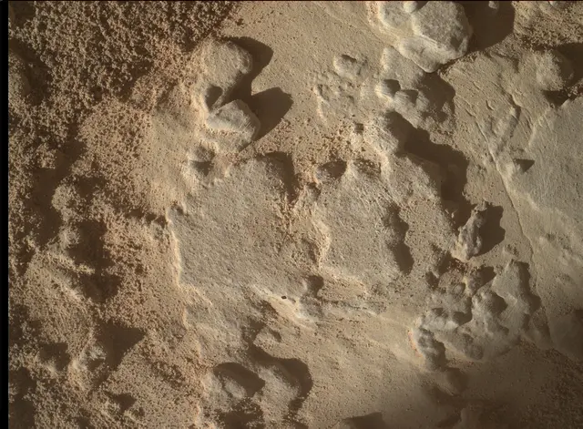 Sol 4658: Mars Hand Lens Imager (MAHLI)