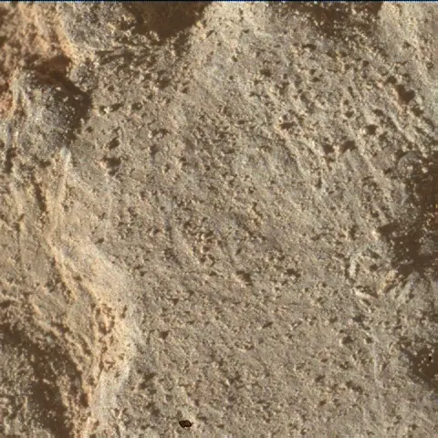 Sol 4658: Mars Hand Lens Imager (MAHLI)