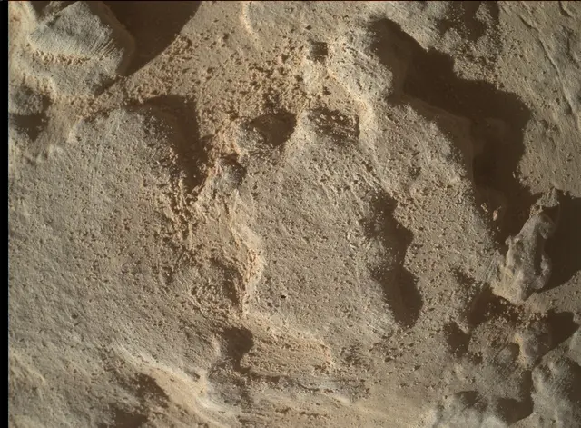 Sol 4658: Mars Hand Lens Imager (MAHLI)