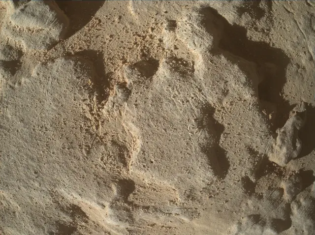 Sol 4660: Mars Hand Lens Imager (MAHLI)