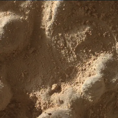 Sol 4661: Mars Hand Lens Imager (MAHLI)