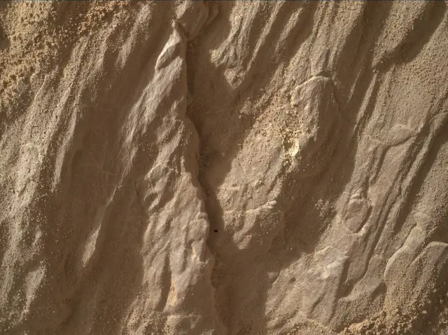 Sol 4663: Mars Hand Lens Imager (MAHLI)