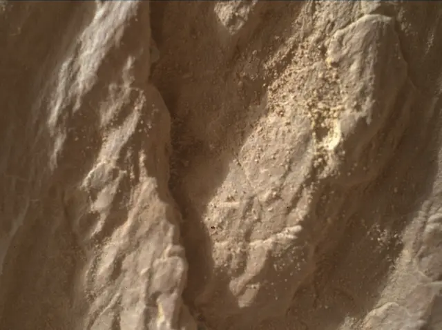 Sol 4663: Mars Hand Lens Imager (MAHLI)