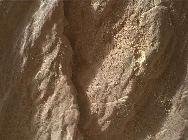 Sol 4663: Mars Hand Lens Imager (MAHLI)