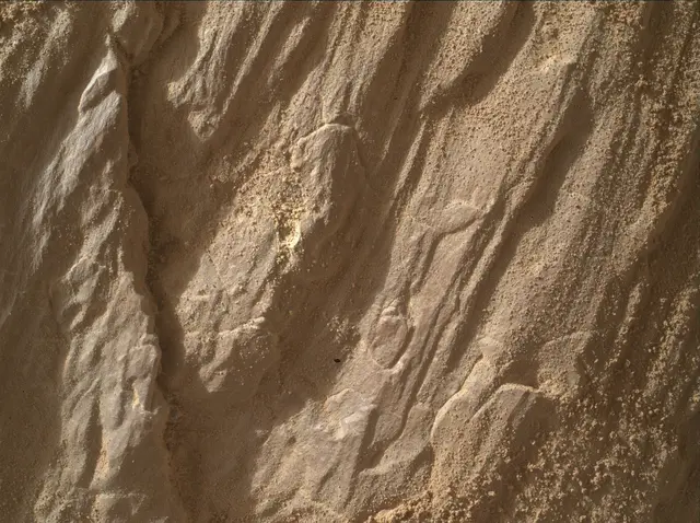 Sol 4664: Mars Hand Lens Imager (MAHLI)