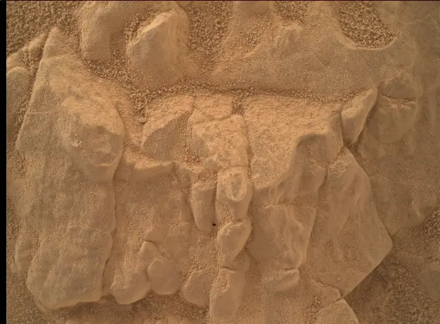Sol 4665: Mars Hand Lens Imager (MAHLI)