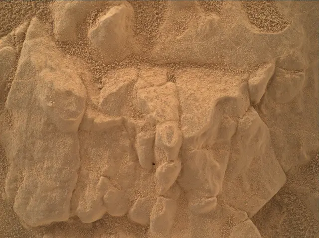 Sol 4667: Mars Hand Lens Imager (MAHLI)