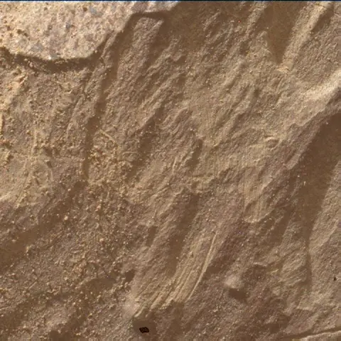 Sol 4668: Mars Hand Lens Imager (MAHLI)