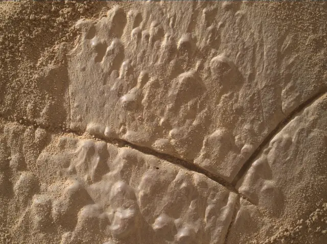 Sol 4668: Mars Hand Lens Imager (MAHLI)