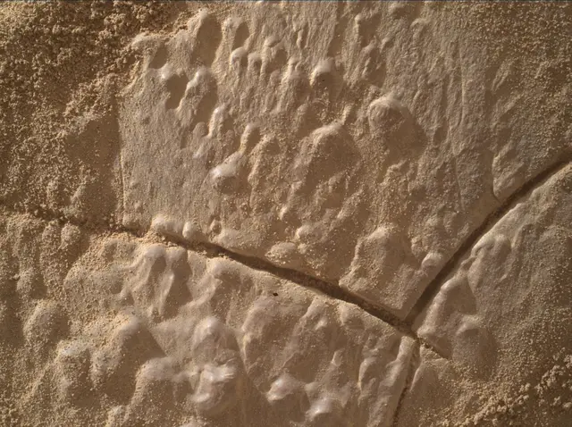 Sol 4668: Mars Hand Lens Imager (MAHLI)