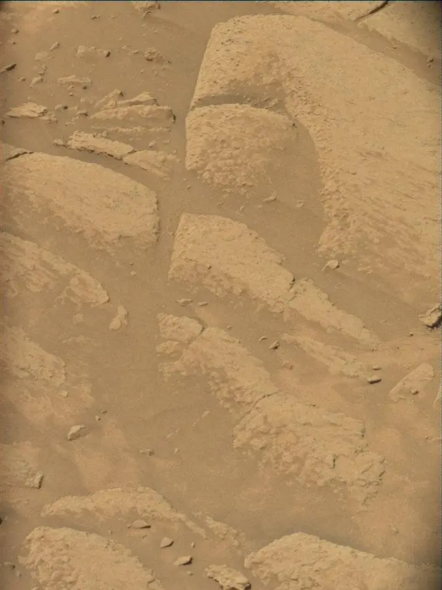 Sol 4669: Mast Camera (Mastcam)