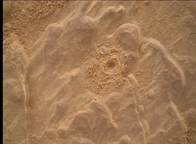Sol 4670: Mars Hand Lens Imager (MAHLI)