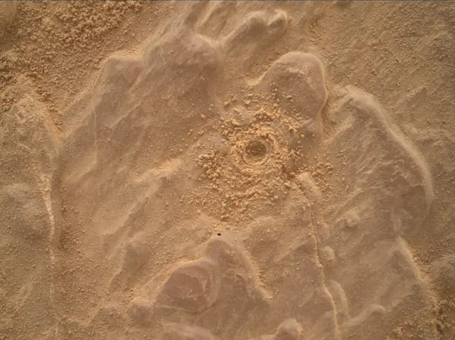 Sol 4670: Mars Hand Lens Imager (MAHLI)