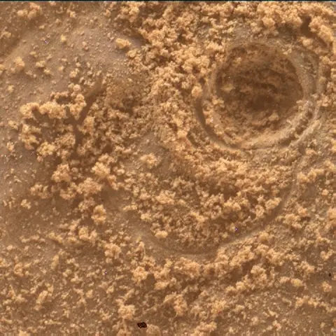 Sol 4670: Mars Hand Lens Imager (MAHLI)