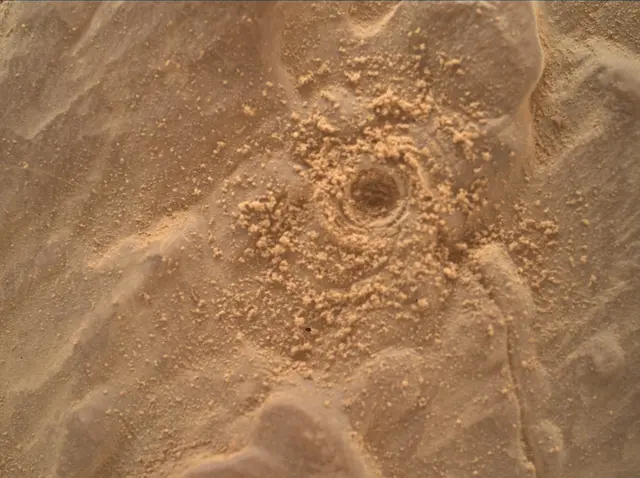Sol 4670: Mars Hand Lens Imager (MAHLI)