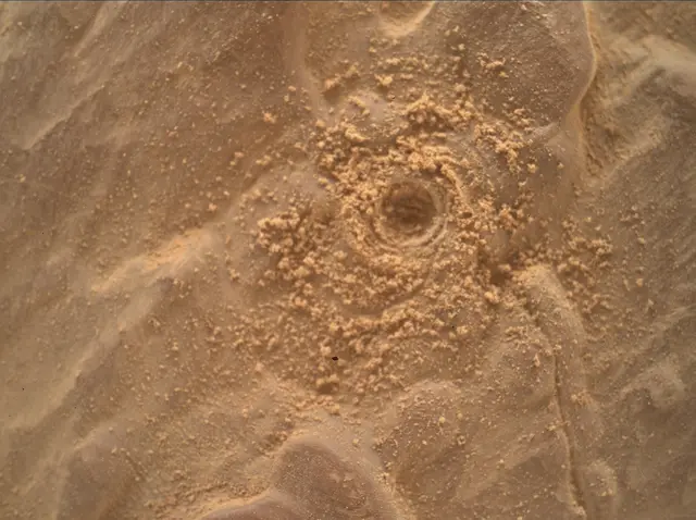Sol 4670: Mars Hand Lens Imager (MAHLI)