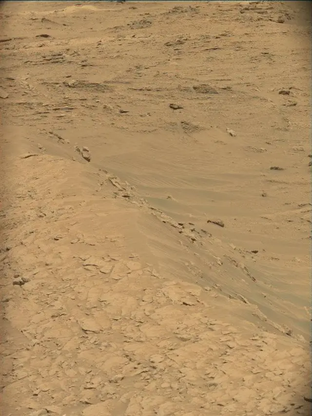 Sol 4671: Mast Camera (Mastcam)