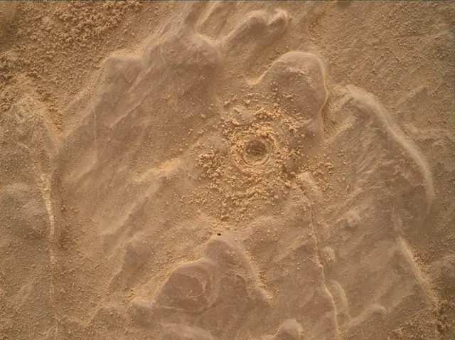 Sol 4671: Mars Hand Lens Imager (MAHLI)