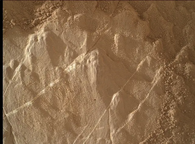 Sol 4672: Mars Hand Lens Imager (MAHLI)