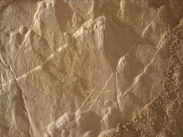 Sol 4672: Mars Hand Lens Imager (MAHLI)