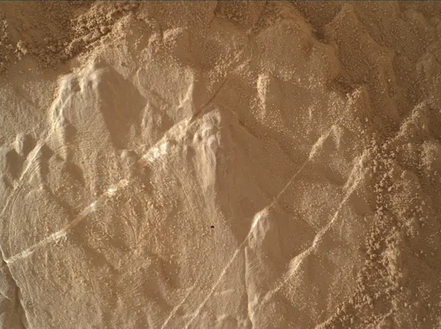 Sol 4672: Mars Hand Lens Imager (MAHLI)