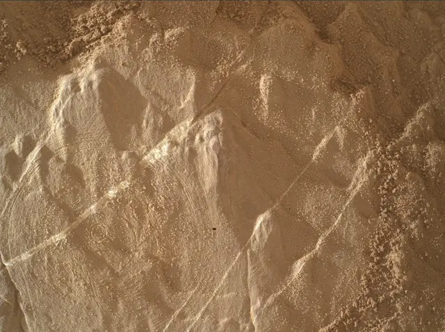 Sol 4672: Mars Hand Lens Imager (MAHLI)