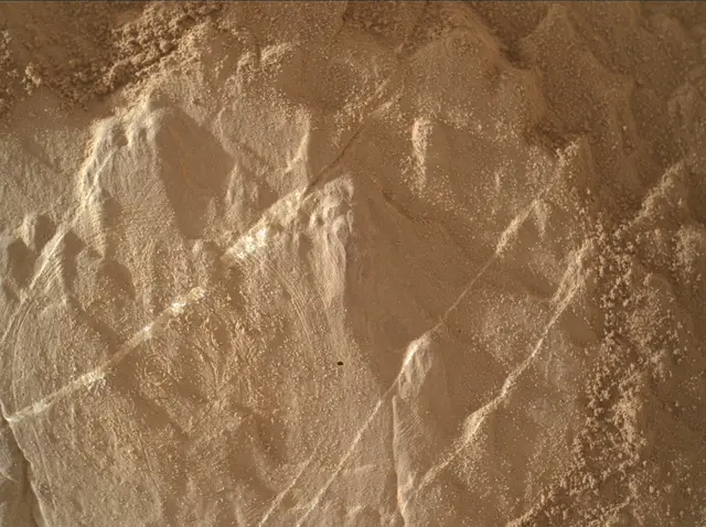Sol 4672: Mars Hand Lens Imager (MAHLI)