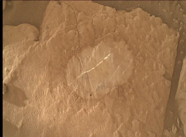 Sol 4672: Mars Hand Lens Imager (MAHLI)