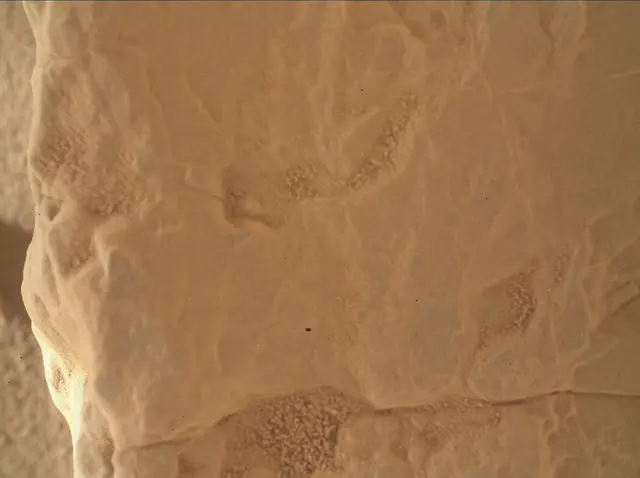 Sol 4672: Mars Hand Lens Imager (MAHLI)