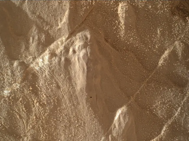 Sol 4672: Mars Hand Lens Imager (MAHLI)