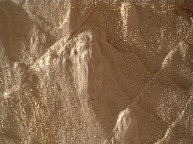Sol 4672: Mars Hand Lens Imager (MAHLI)
