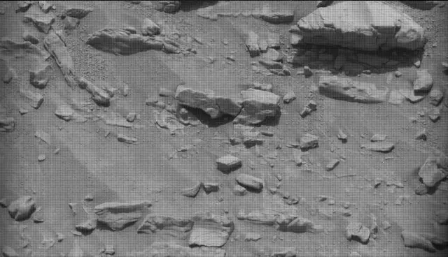 Sol 4679: Mast Camera (Mastcam)