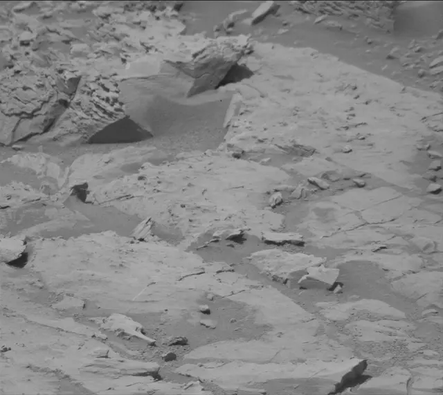Sol 4679: Mast Camera (Mastcam)