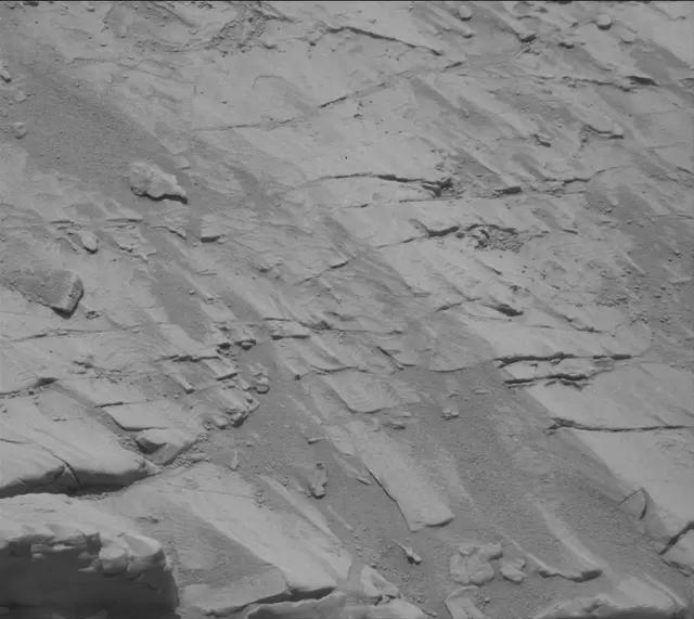 Sol 4679: Mast Camera (Mastcam)