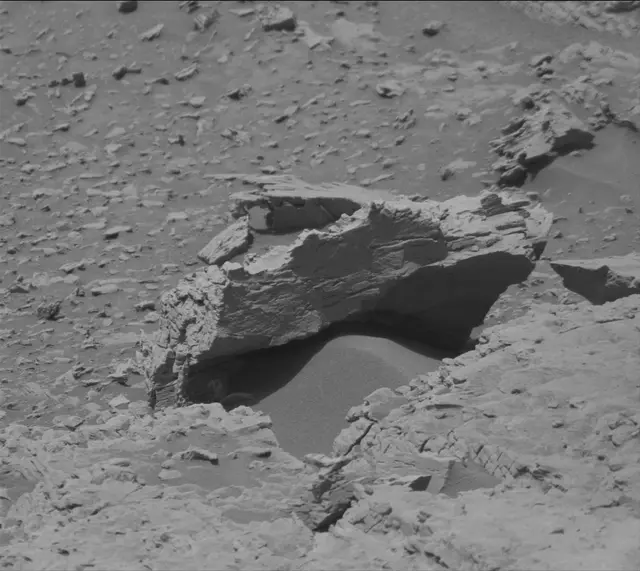 Sol 4679: Mast Camera (Mastcam)