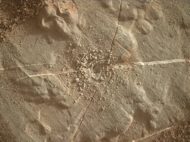 Sol 4679: Mars Hand Lens Imager (MAHLI)