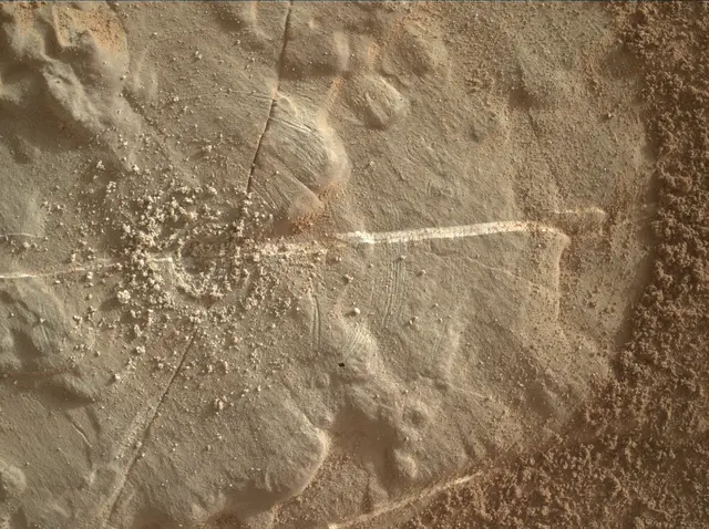 Sol 4679: Mars Hand Lens Imager (MAHLI)