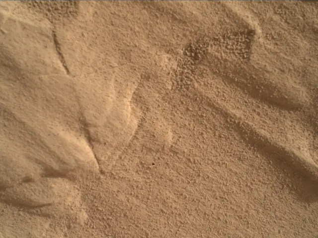 Sol 4679: Mars Hand Lens Imager (MAHLI)