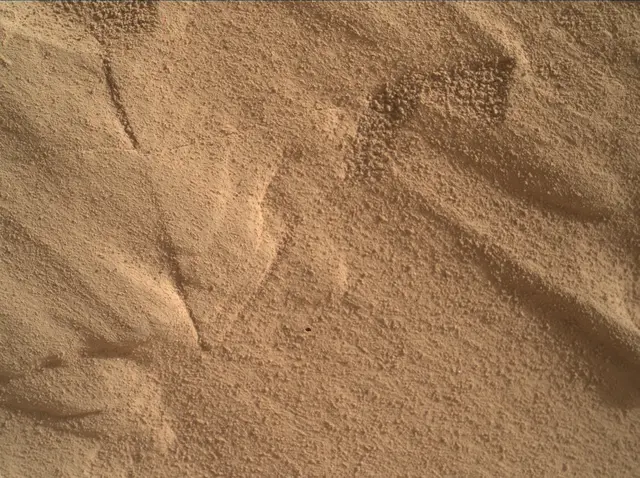 Sol 4679: Mars Hand Lens Imager (MAHLI)